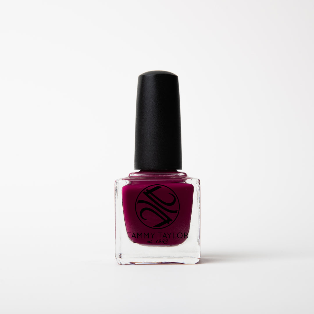 Tammy-Taylor-Hugs-And-Kisses-Nail-Lacquer-20250909.jpg